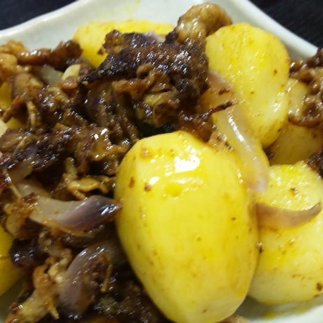 「カレー味肉じゃがジャガ」　夏の肉じゃが　（キッチン　ラボ）