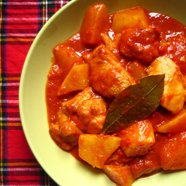 鶏肉と大根のトマト煮 カレー風味