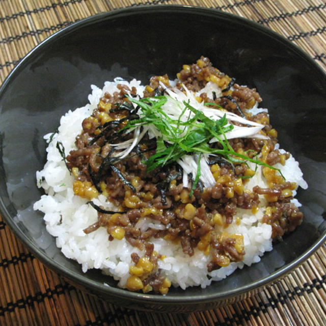 ■肉味噌納豆丼