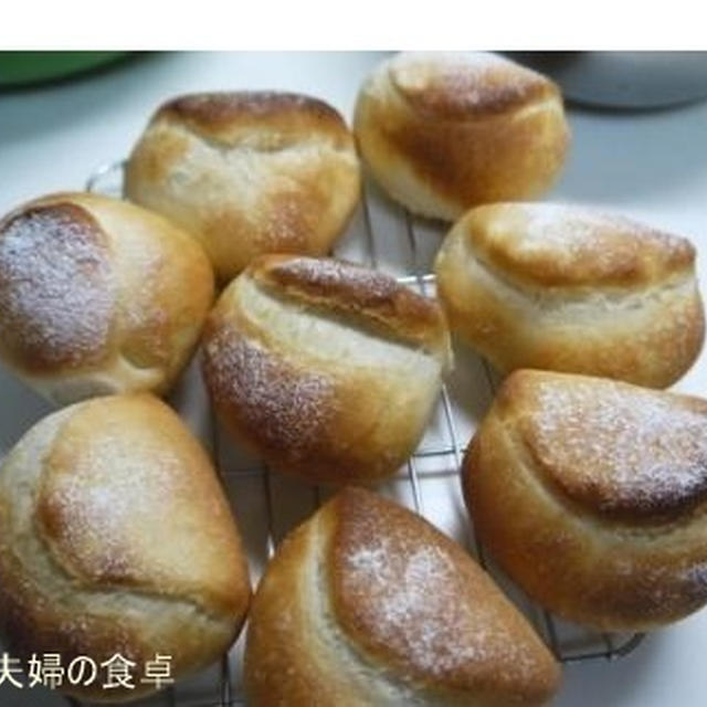 夕食のお供にパンを焼いて・・・