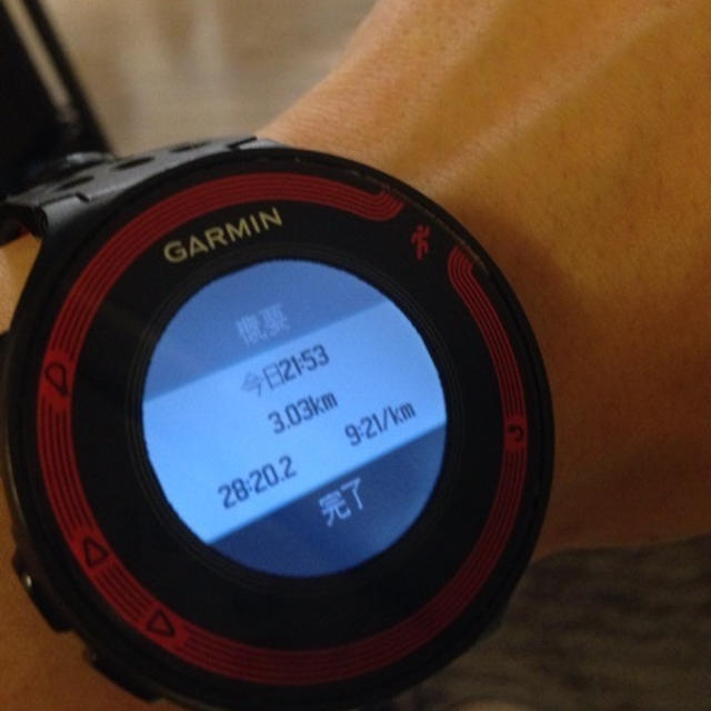 今日は2.2km泳いで3km走りました。