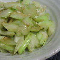 これは衝撃！！　カリフラワーの葉のギー醤油炒め