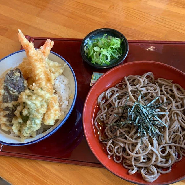 新発田市　藤美亭の天ざる美味しかったです。