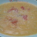 じゃがいもとトマト、白いんげん豆のスープ