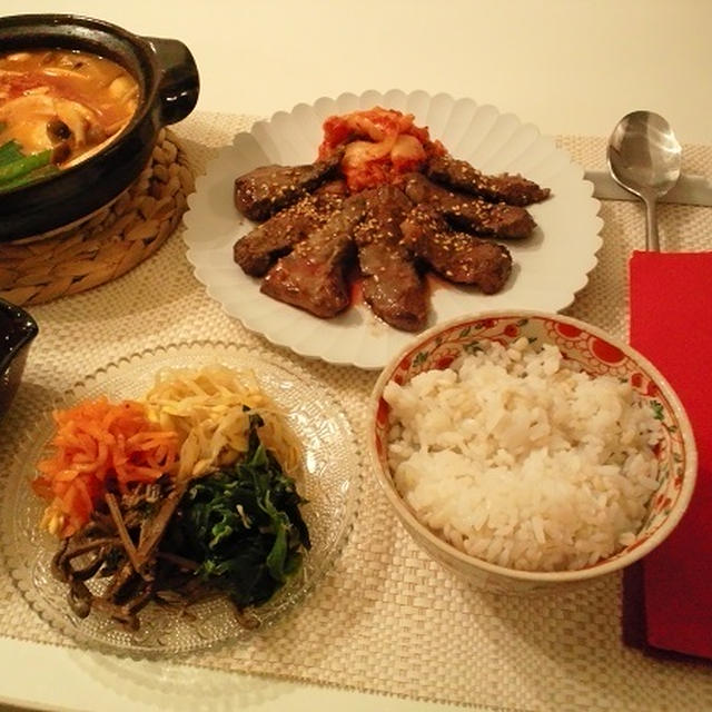 牛ハラミの塩焼きとか