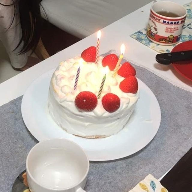 ワイフの誕生日にケーキを作りました！