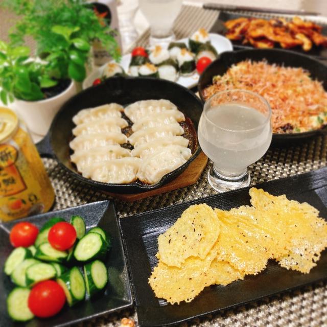 仕事終わりで飲みたくなっておつまみ満載の夕ご飯