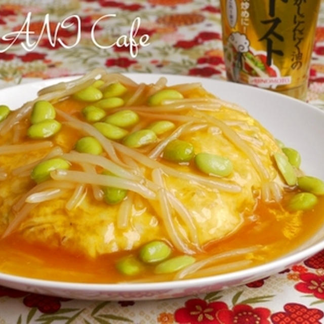 カニ玉丼　by クックドゥ鶏ガラ、ネギ油、こがしにんにく油の香味ペースト