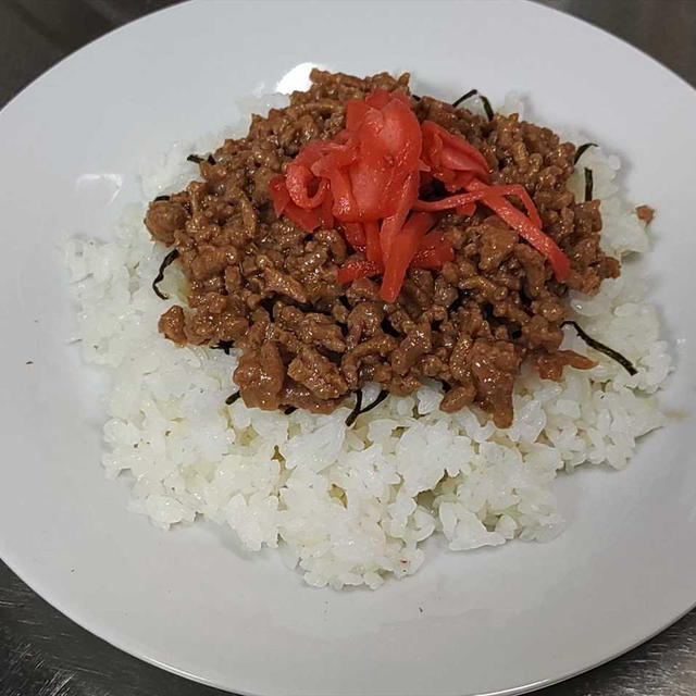 「簡単そぼろ丼」レシピ公開中！