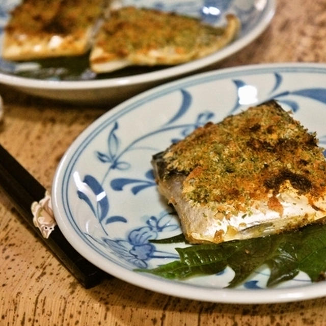 カリカリ食感が子供好み♪サバのパン粉焼き