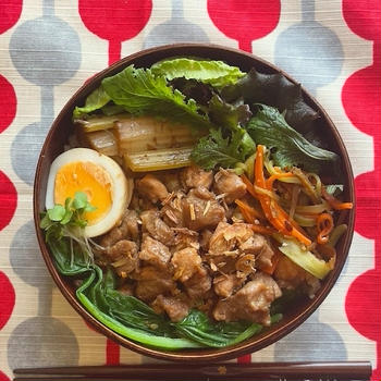  ルーローハン弁当（台湾風豚角煮弁当）