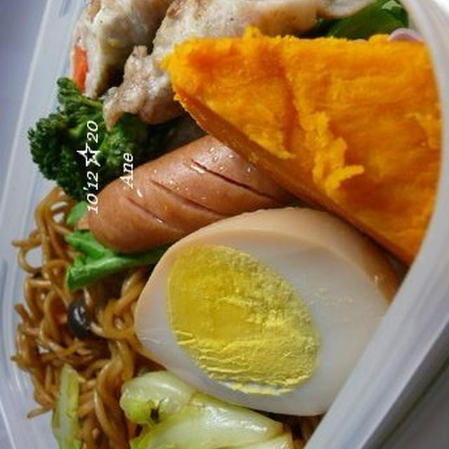 火曜日☆焼きそばお弁当♪