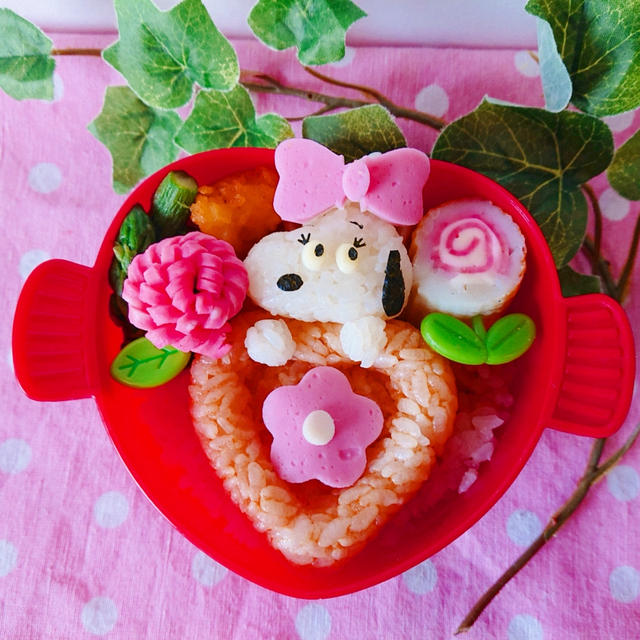 ベルちゃんとハートおにぎり弁当〖キャラ弁＊おにぎり〗