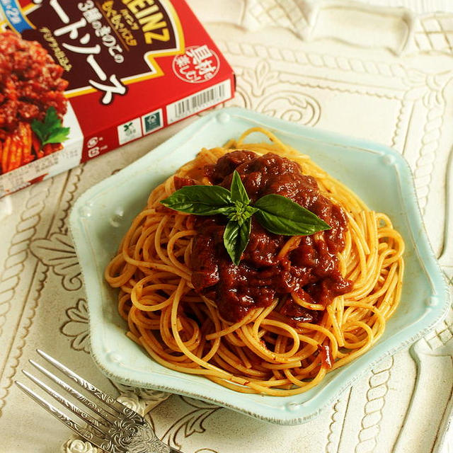 * もぐもぐパスタ*3種のきのこのミートソース♪