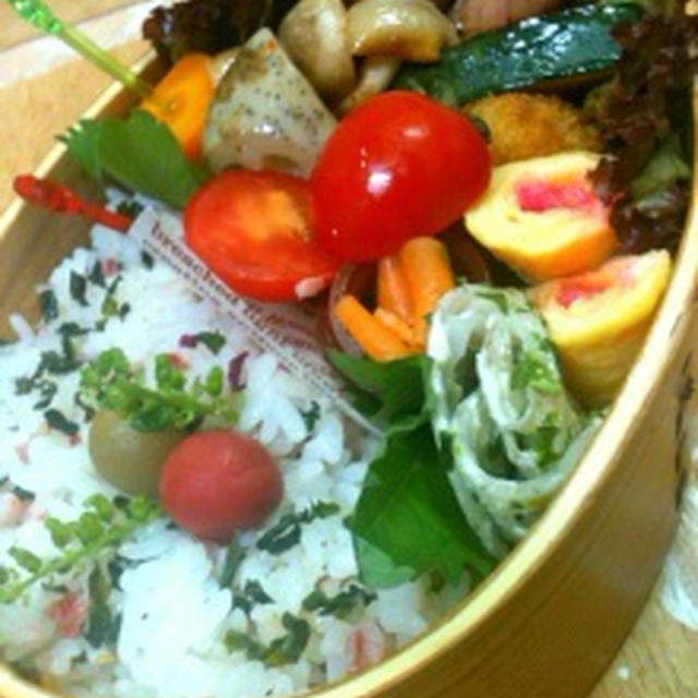 今日のお弁当とルクエで厚揚げの煮物