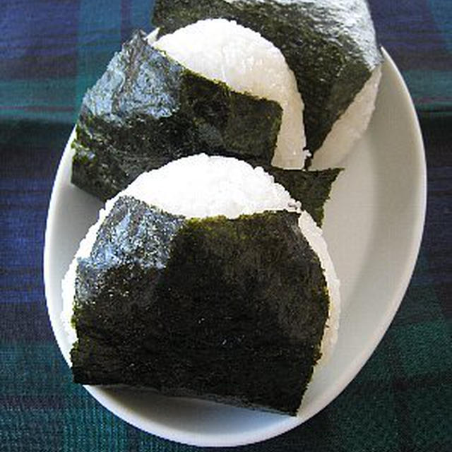 なんかの罰ゲーム？？　からのー、シブいお弁当