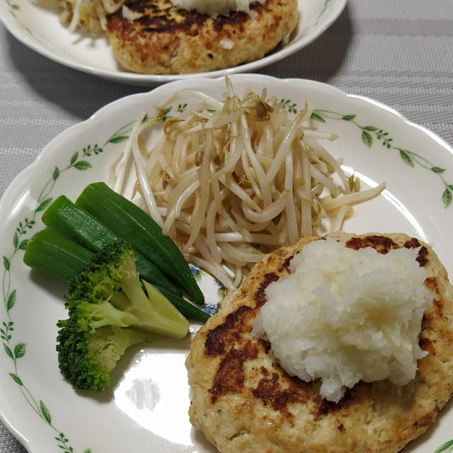 チキンハンバーグ