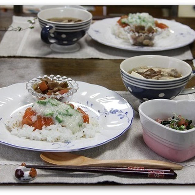 づけサーモン丼ねばとろソース＆しいたけと手羽中のこってりスープ