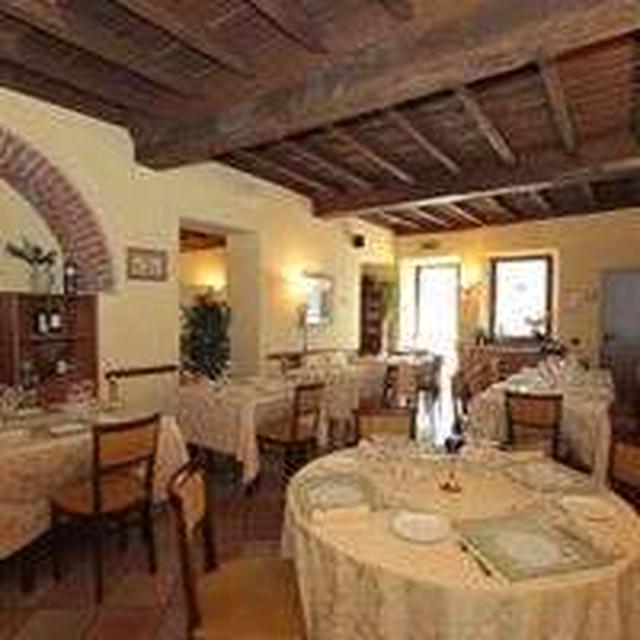 イタリアの美味しいレストラン　ピエモンテ　ノバラのレストラン　6　RISTORANTE AL CAMINETTO di Guarneri Paolo　