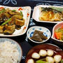 厚揚げと茄子の味噌炒めとおたべの「京ばあむ」