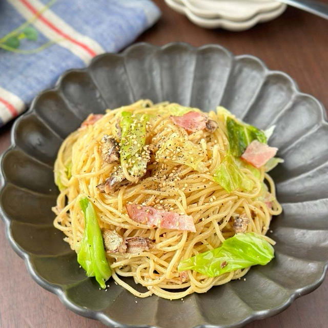 水漬けパスタ挑戦☆嬬恋高原キャベツとオイルサーディンのガーリックパスタ
