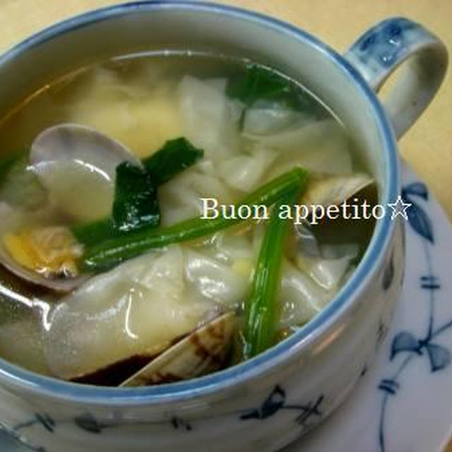 あさりとワンタン皮の中華風スープ