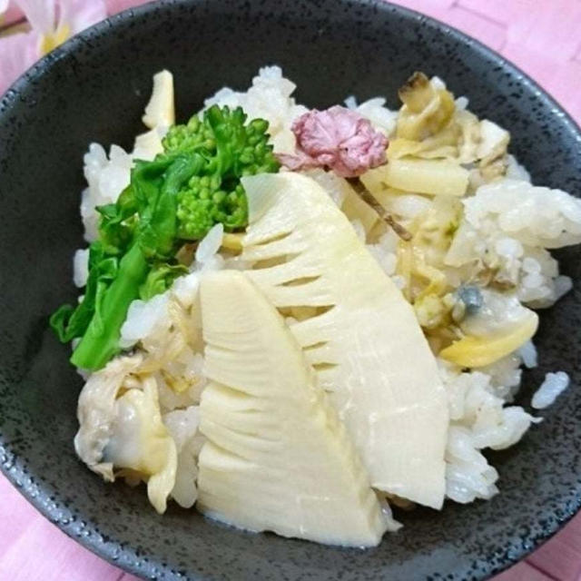 たけのことあさりの炊き込みごはん