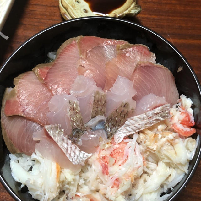 能登より氷見の寒ぶり届きました！