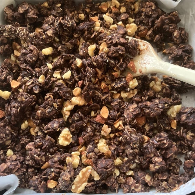 チョコナッツグラノーラのレシピ