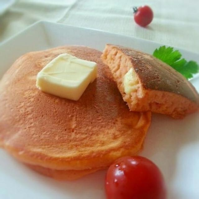 簡単２行レシピ♪トマトチーズのパンケーキで朝ごはん♡。　野菜嫌いちゃんにも(*^▽^*)ｗ