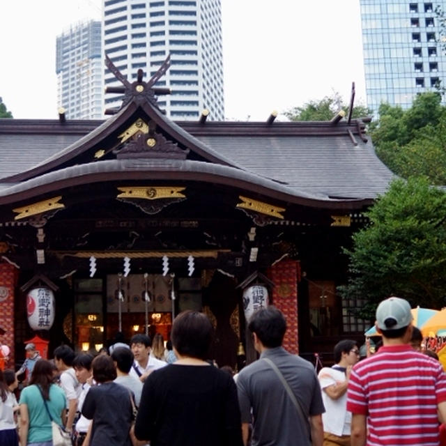 ■【新宿十二社熊野神社のお祭り風景】／【歌舞伎町　天然温泉テルマー湯オープン】♪