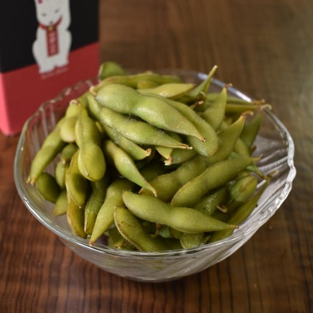 中まで味がしっかり♪塩茹で枝豆