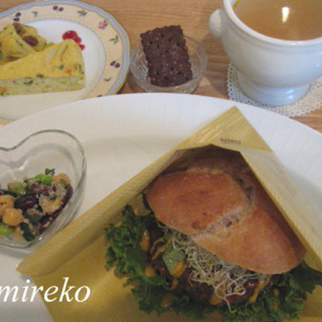 ベジタリアンカフェＬｏｖｉｎｇ ｈｕｔ（ラビングハット）