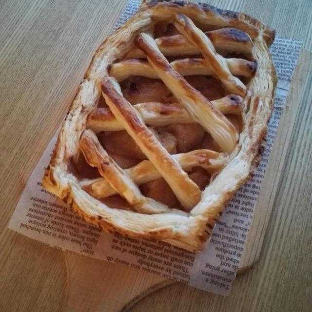 味は本格的！『お手軽アップルパイ』レシピ。
