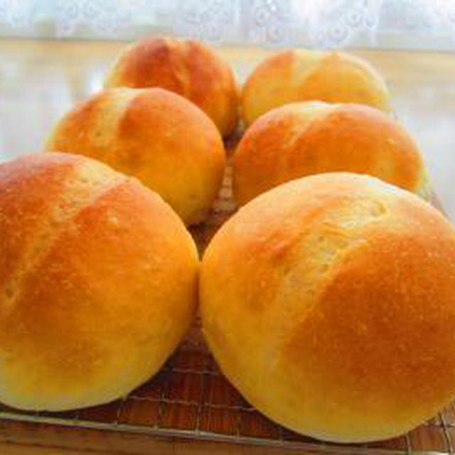 塩ﾚﾓﾝの丸ﾊﾟﾝ♪ﾀﾏｺﾞｻﾝﾄﾞ♪
