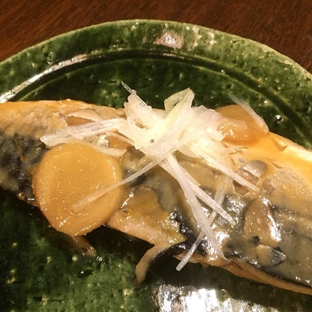 鯖の味噌煮とかぶの甘酢漬けでほっこり晩御飯。