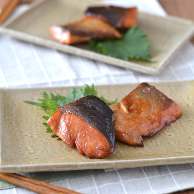 鮭の甘酢照り焼き。【時短食材切り身でさっぱり味】塾弁にも。