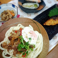 だし×オイルでスタミナぶっかけ肉うどん！