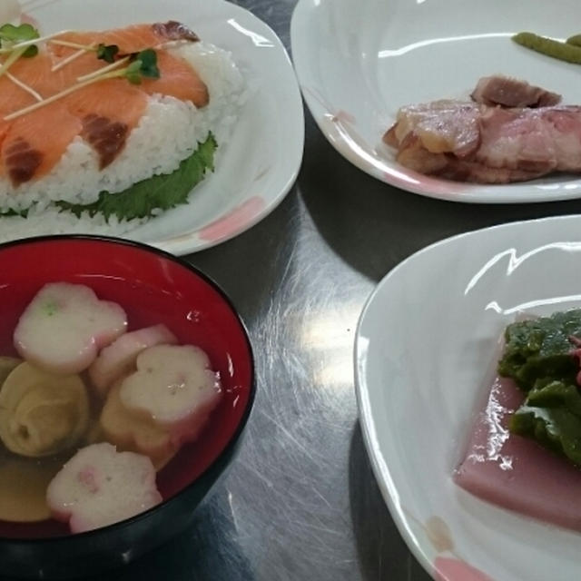 ままごとキッチン NPO法人スマイルさん