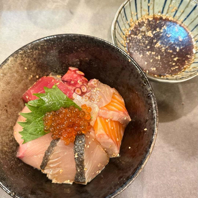 魚島来（おとこ）めし　長崎県松浦市のご当地グルメ　尼崎市にある　魚処おぎた　