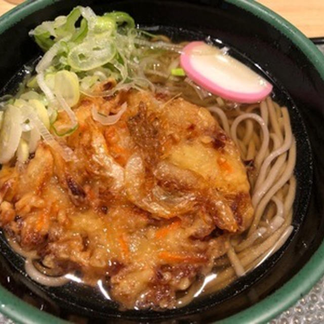 朝ごはんまた金沢駅の加賀白山そばで