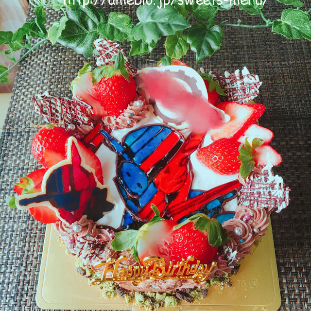 仮面ライダービルドのバースデーケーキ By Meruさん レシピブログ 料理ブログのレシピ満載