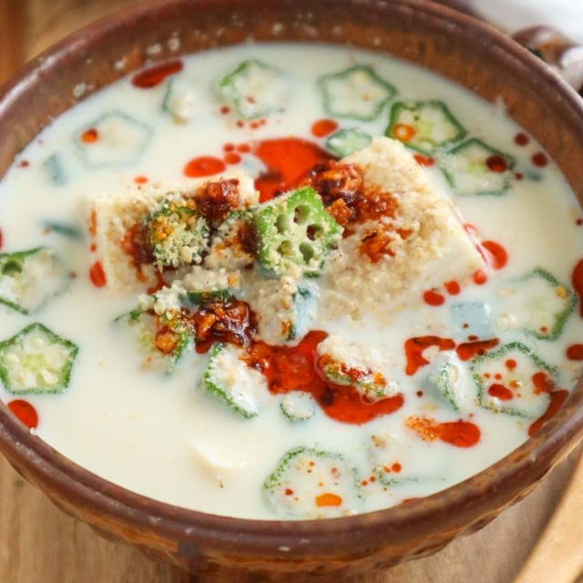 ＊【レシピ】簡単すぎる！豆腐とオクラの冷やし豆乳坦々風スープ＊