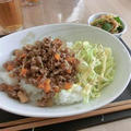 そぼろ丼プレート