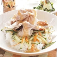 豚しゃぶガドガド丼