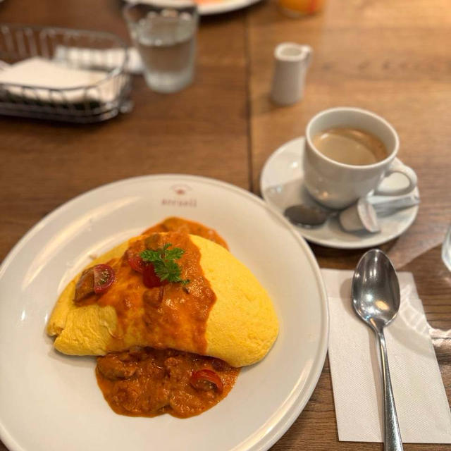 ランチ・カフェ巡りも楽しみの一つ オススメ保湿乳液