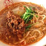 【大阪市中央区本町】楽天食堂　化学調味料とかんすい不使用　自家製麺　優しくて深い味の麺と点心