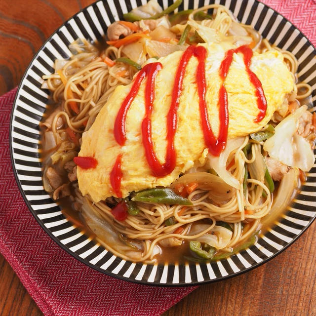 味のマルタイ/マッスルキャンペーン！オム焼きラーメン、棒ラーメンを焼きラーメンにアレンジ