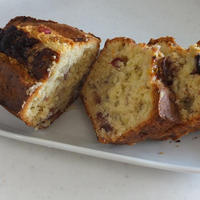 クランベリーとバナナのパウンドケーキ
