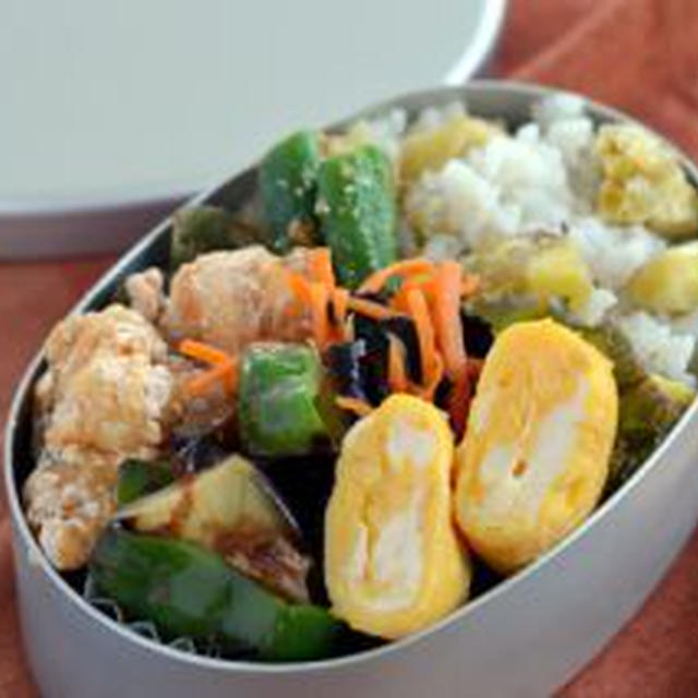 体育祭延期弁当。（お一人様）とから揚げの舞。